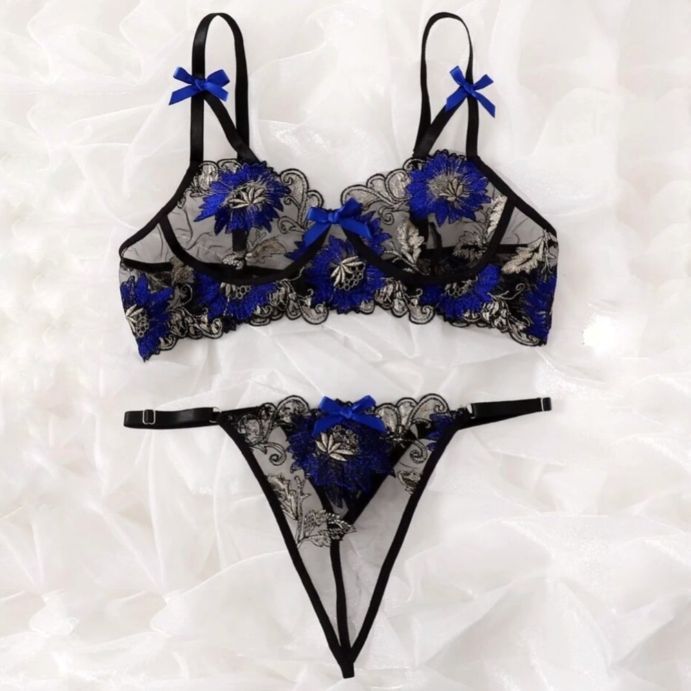 New Floral Embroidered Medium Bra & Thong Lingerie Set